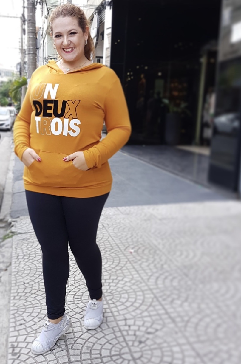 Blusa Plus Size de Moletinho Capuz Ref 03136